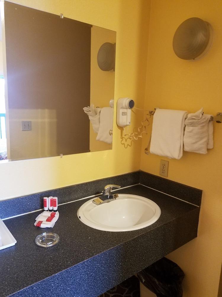 Travelodge By Wyndham Wenatchee Eksteriør bilde